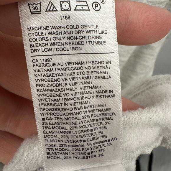 ATHLETA Purana Wrap Sweatshirt in Grey Heather 486073 // XS - Picture 9 of 10